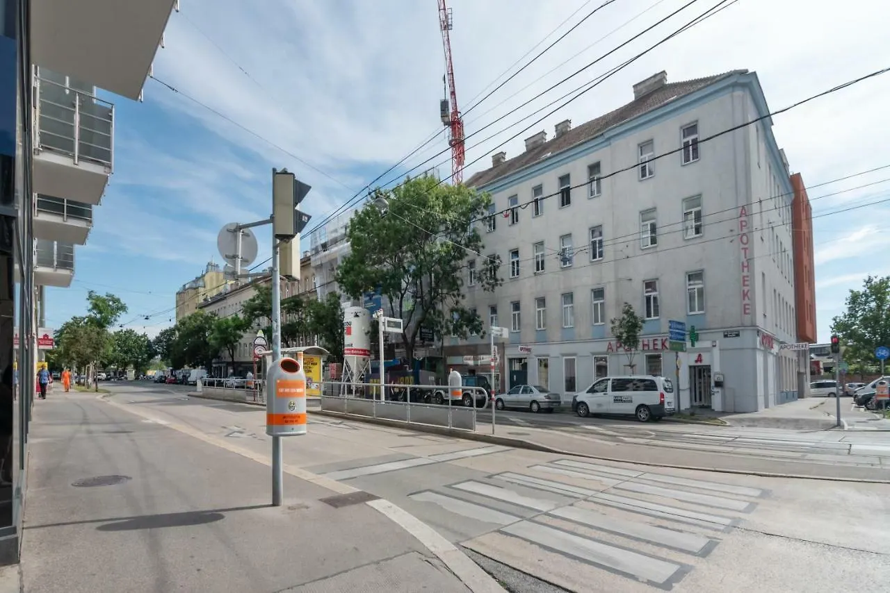 *New*, Central And Cozy Apartment With Large Balcony Vídeň