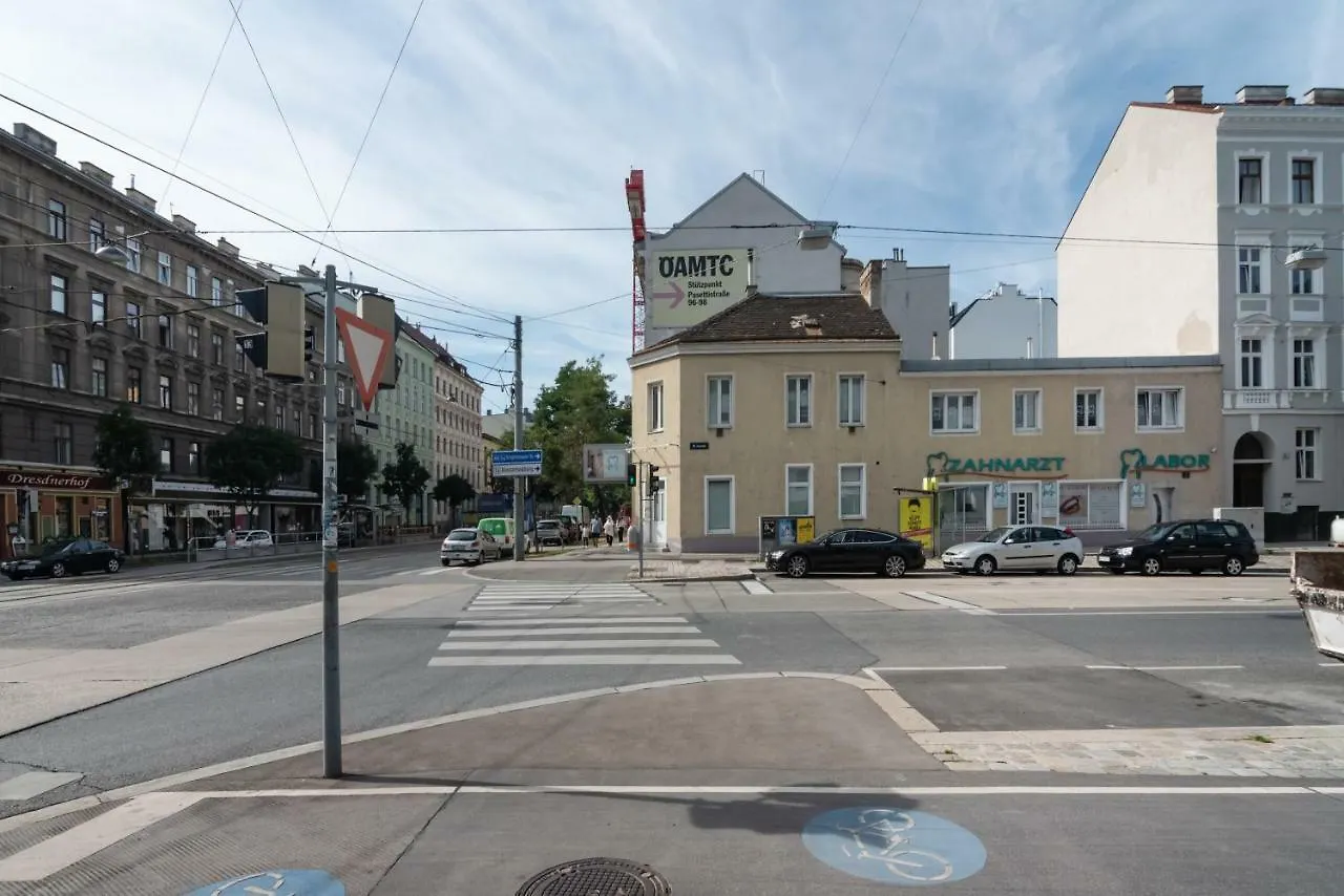 *New*, Central And Cozy Apartment With Large Balcony Vídeň 0*,