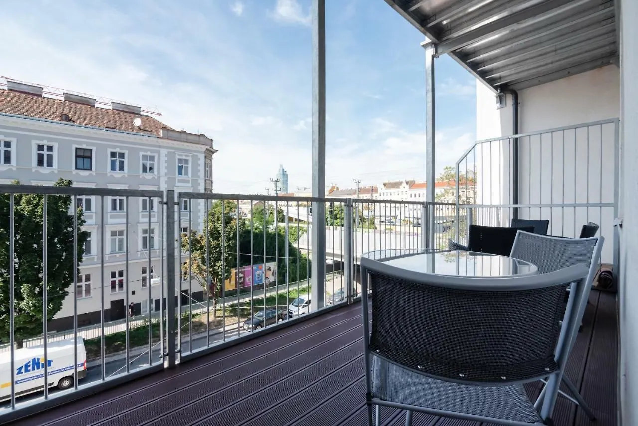*New*, Central And Cozy Apartment With Large Balcony Vídeň 0*,  Rakousko