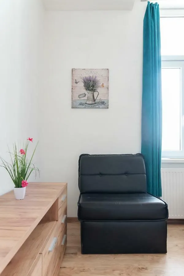 *New*, Central And Cozy Apartment With Large Balcony Vídeň